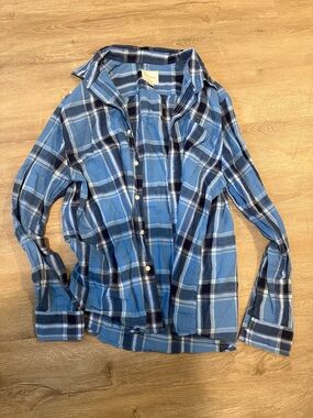 American Eagle Outfitters Blue Plaid Shirt